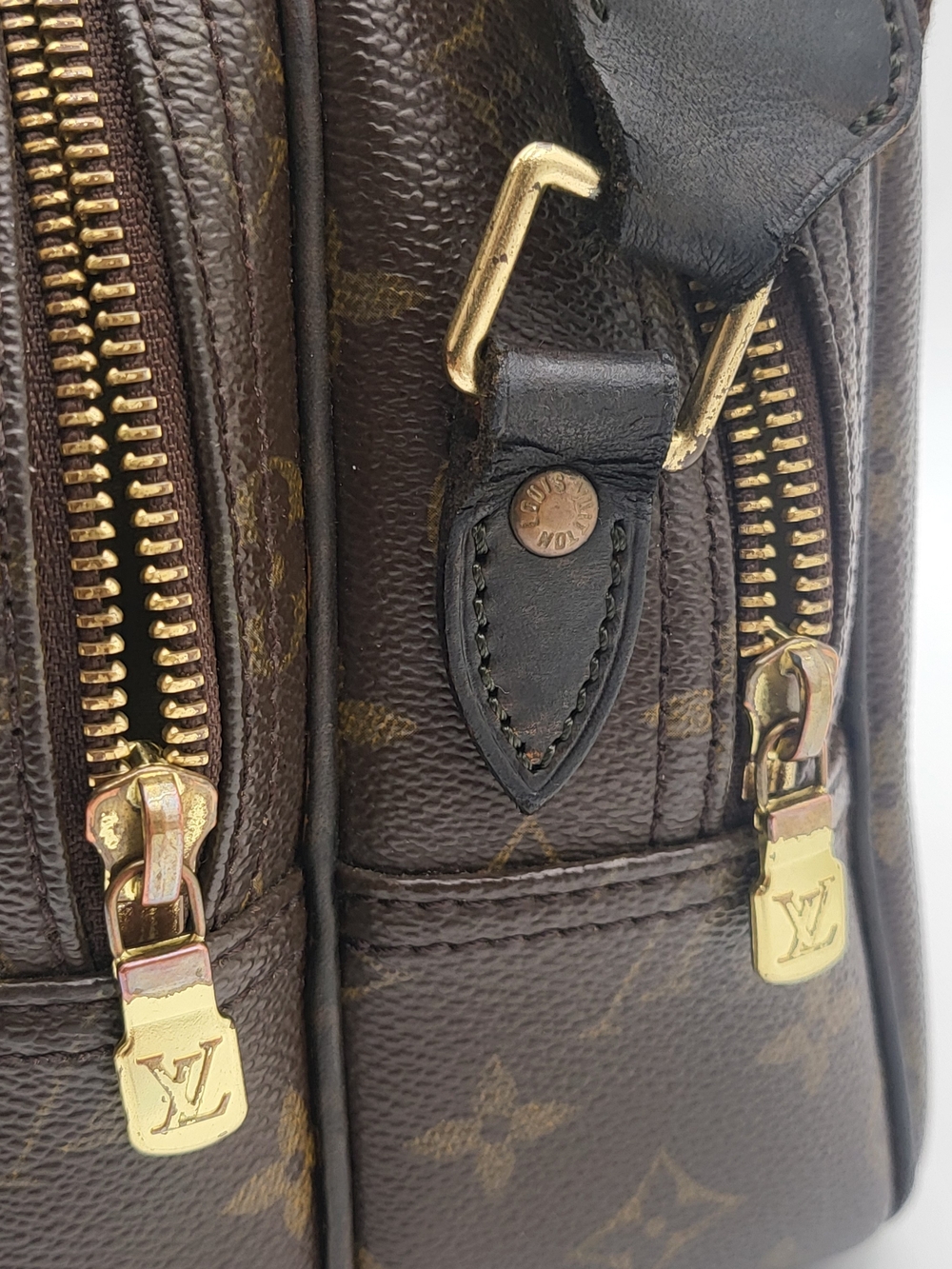 LOUIS VUITTON Monogram Canvas Reporter Bag.Authentic w/COA included!!! - Picture 14 of 16
